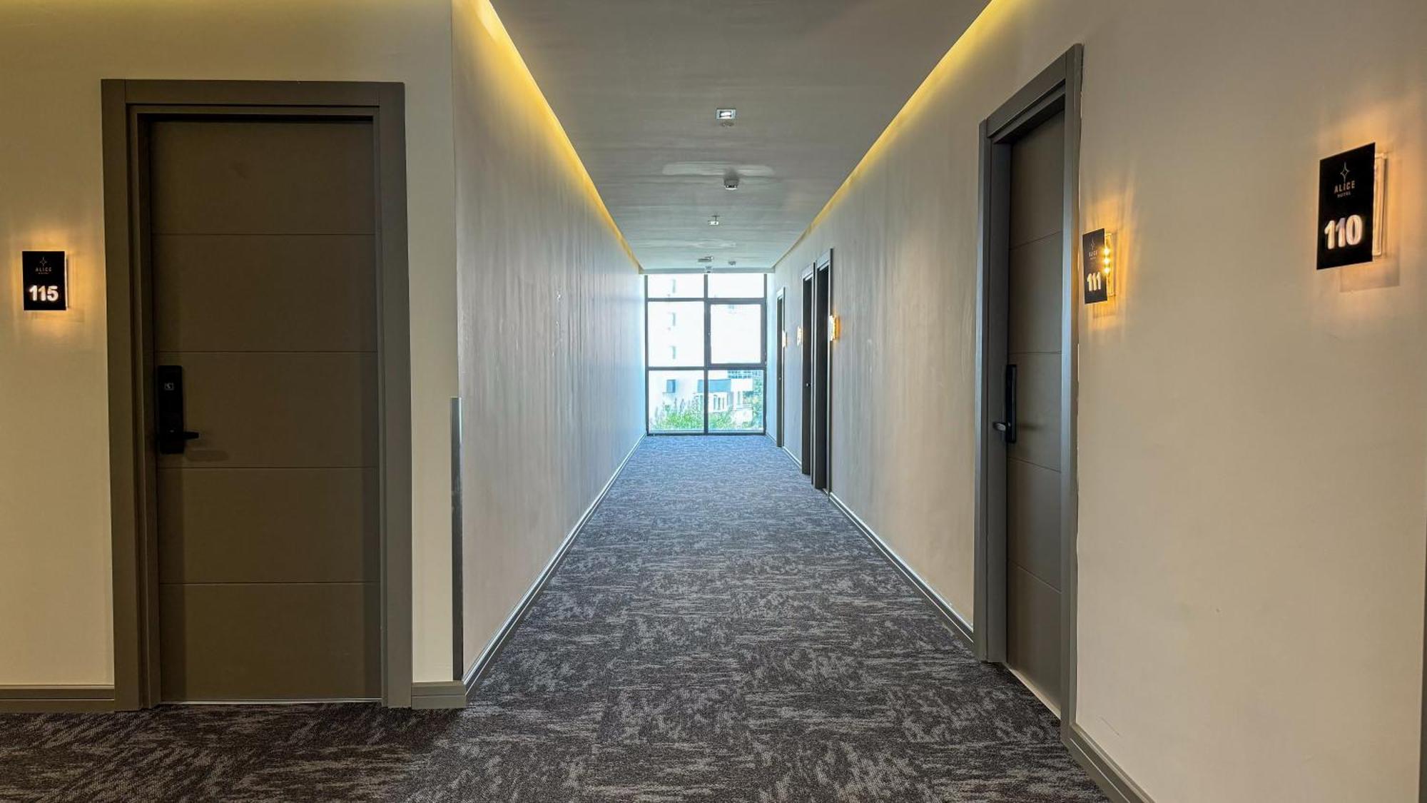 Alice Hotel 安塔利亚 外观 照片