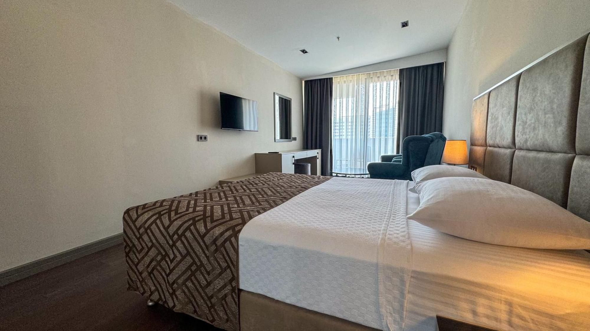 Alice Hotel 安塔利亚 外观 照片